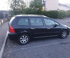 Peugeot 307, NCT till next year April. The price can be negotiated reasonably. First come will buy