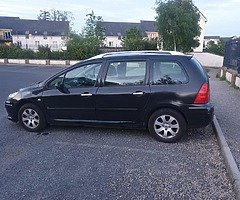 Peugeot 307, NCT till next year April. The price can be negotiated reasonably. First come will buy