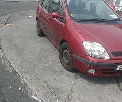 02 Renault scenic
