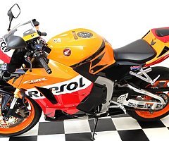 2017 Honda Repsol 600RR - Image 7/10