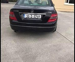 2010 Mercedes-Benz C-Class - Image 4/10