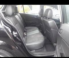 Opel Astra 1.4 - Image 8/10