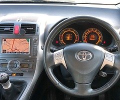 TOYOTA AURIS 2010 2.0 DIESEL