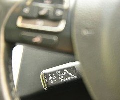 2011 Volkswagen Atlas - Image 8/10