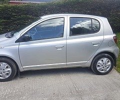 1999 Toyota yaris