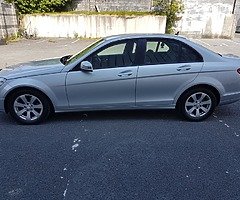 2009 Mercedes-Benz C-Class - Image 4/10