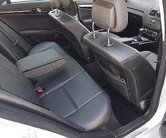 2009 Mercedes-Benz C-Class - Image 5/10