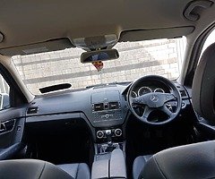 2009 Mercedes-Benz C-Class - Image 8/10
