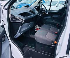 €49 per week on finance 152 ford transit custom - Image 5/10