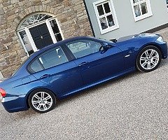 BMW 318I M SPORT