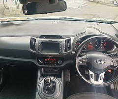 Kia Sportage good condition diesel - Image 4/10
