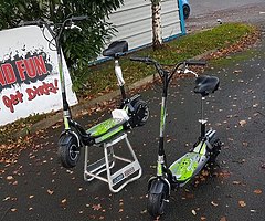 ELECTRIC Scooter Uber 300 watt (25kph) Delivery @ muckandfun Hige range of petrol and electric