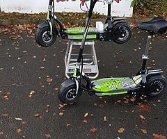 ELECTRIC Scooter Uber 300 watt (25kph) Delivery @ muckandfun Hige range of petrol and electric - Image 10/10