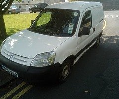 03 Berlingo Breaking