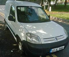 03 Berlingo Breaking