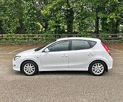 2011 HYUNDAI i30 1.6L (DIESEL) NEW NCT TODAY+LOW KMS+1OWNER) IMMACULATE CONDITION 