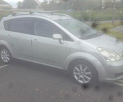 Corolla verso