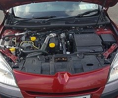 RENAULT MEGANE 1.5 DIESEL - Image 9/10