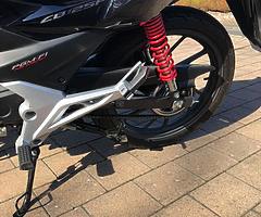 Honda CB125f 125cc - less than 200 miles
