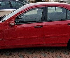 2005 Mercedes-Benz C-Class