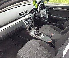 2012 volkswagen Passat - Image 4/8