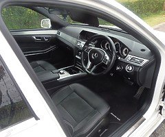 Mercedez-Benz - Image 8/10