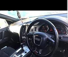 Audi Q7 - Image 6/7