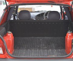 Ford Fiesta Van - Image 9/10