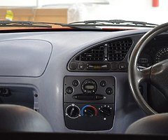 Ford Fiesta Van - Image 10/10