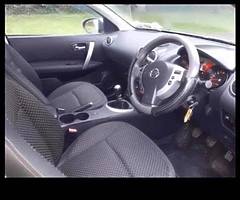 Manual Nissan Qashqai (Low KMs)