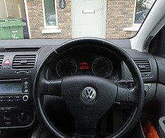 2006 Volkswagen Golf - Image 6/9