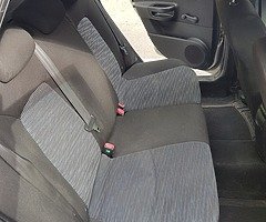 Kia Ceed - Image 7/10