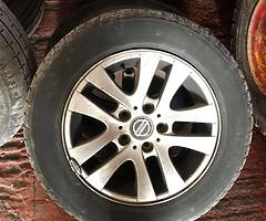 2007 Renault Traffic Alloy wheels & tyres