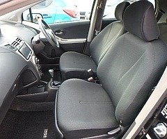 Toyota vitz 2008 Automatic - Image 4/5