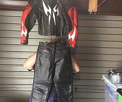 Ladies Hein Gericke leather jacket and trousers