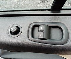 2017 Ford Transit - Image 7/10