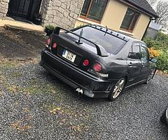 Lexus is200 se model - Image 8/10
