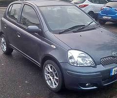 Toyota yaris 2004