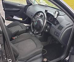 Skoda Fabia - Image 8/9