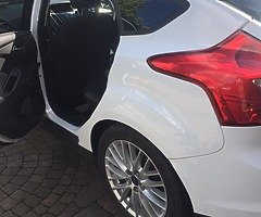 Ford Focus - Image 3/9