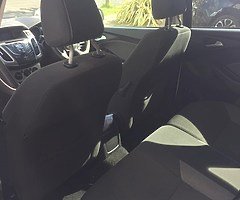 Ford Focus - Image 6/9