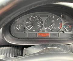 Bmw 318D Automatic - Image 10/10
