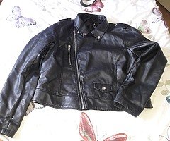 Leather jackets sise 18