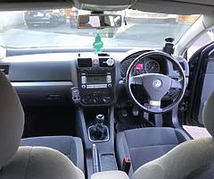 2008 Volkswagen Atlas - Image 3/9
