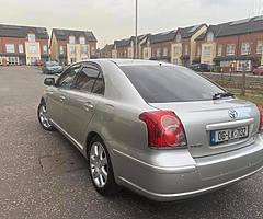 Toyota avensis 2L diesel
