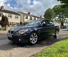 2004 BMW 520i
