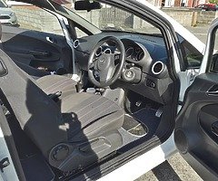 Opel corsa special edition tax and tested - Image 9/10