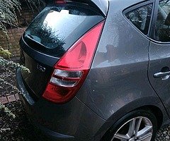 Hyundai i30 - Image 7/7