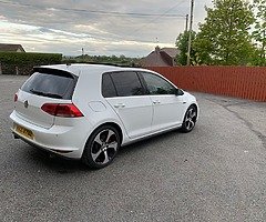 2017 Volkswagen Golf 2.0 GTI DSG Auto Fully Loaded 5 Door - Image 3/8