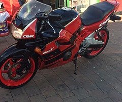 CBR 600